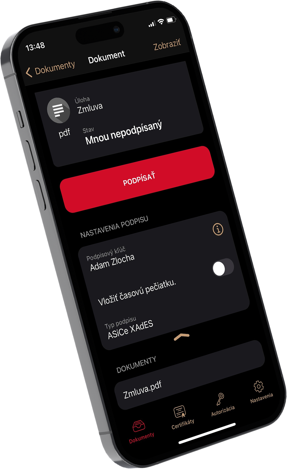 Smartfón s ukážkou podpisovania v aplikácii QSign Mobile